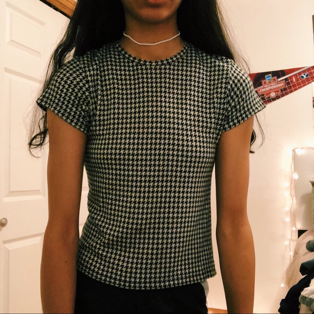 Brandy Melville gingham t-shirt